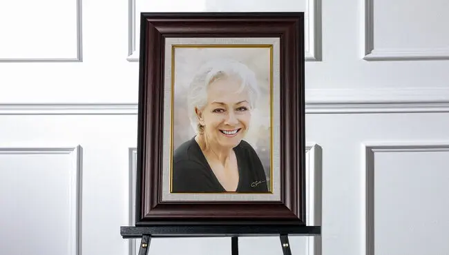 memory portrait keepsake
